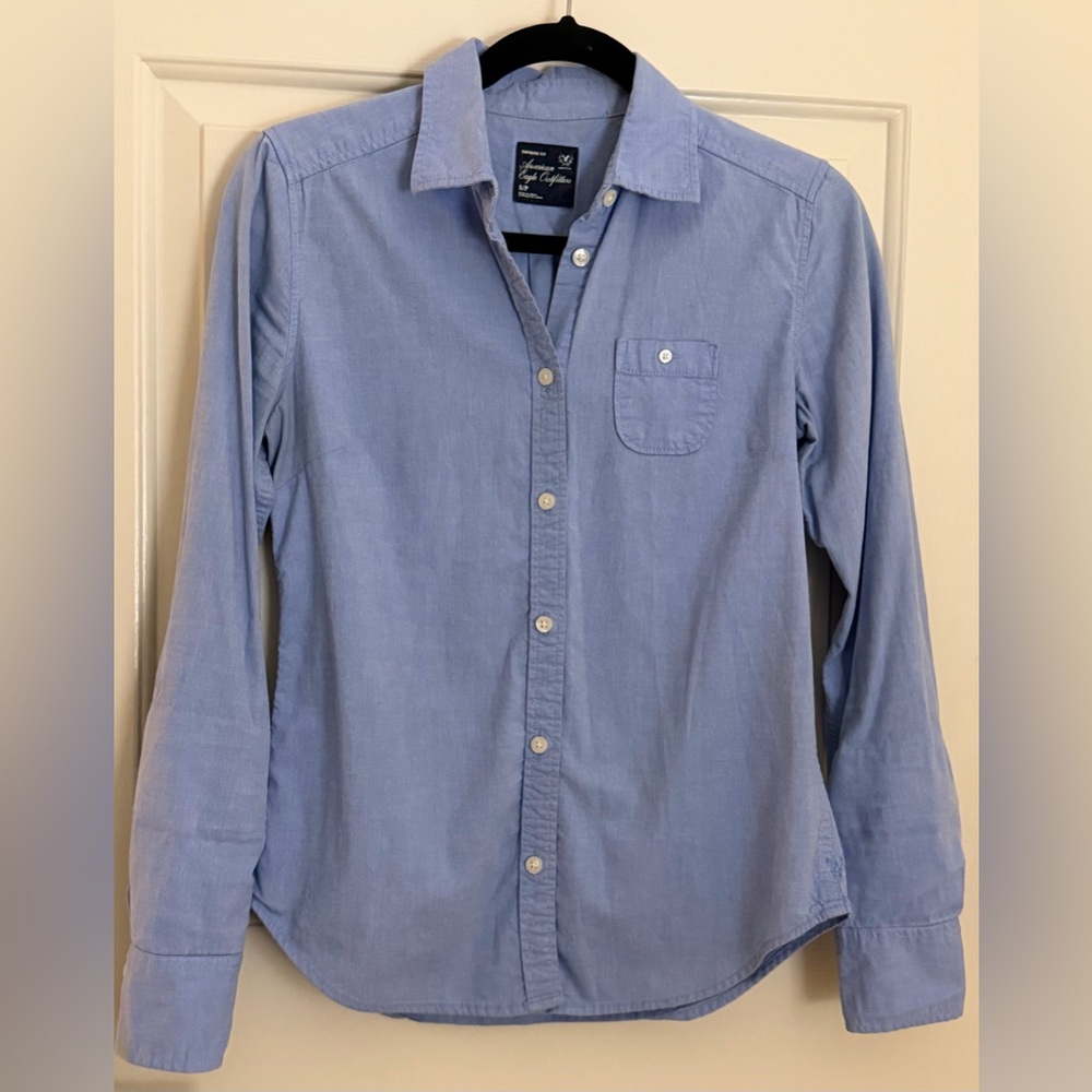 American Eagle Outfitters Women’s Light Blue Button down Shirt Size Small